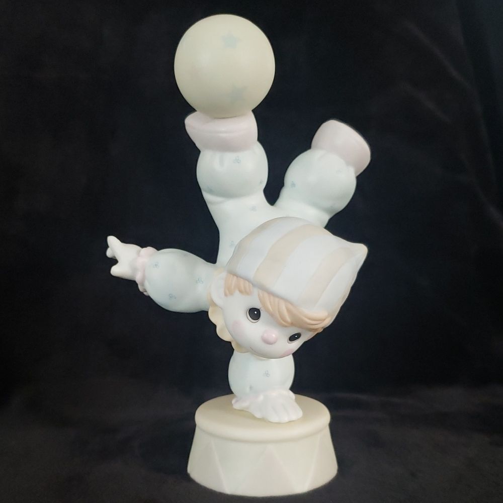 Vintage Precious Moments "Smile Along the Way" Figurine #101842 (1986)